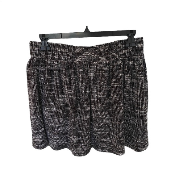 FREE PEOPLE Mini Skater Knit Pleated Black & White Skirt w/Pockets Women S Small - Picture 3 of 7